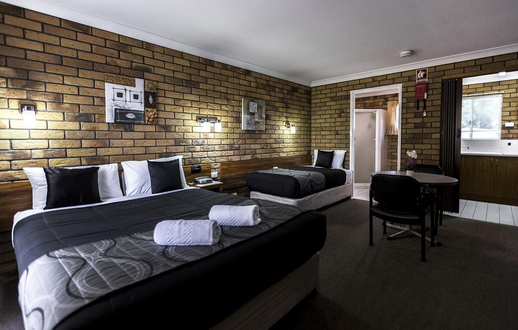Park House Motor Inn Oakey Екстериор снимка